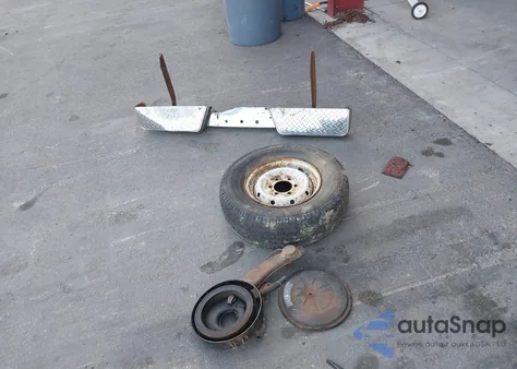 1984 Datsun 720 King Cab 4X4 z USA, uszkodzony, nr VIN JN6ND06Y6EW008094